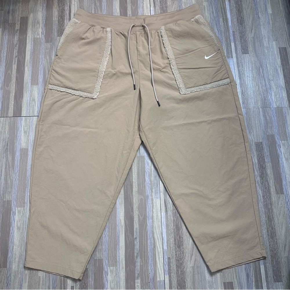 Nike Sportswear Essential Women's High-Waisted Curve Pants Hemp/White 2XL